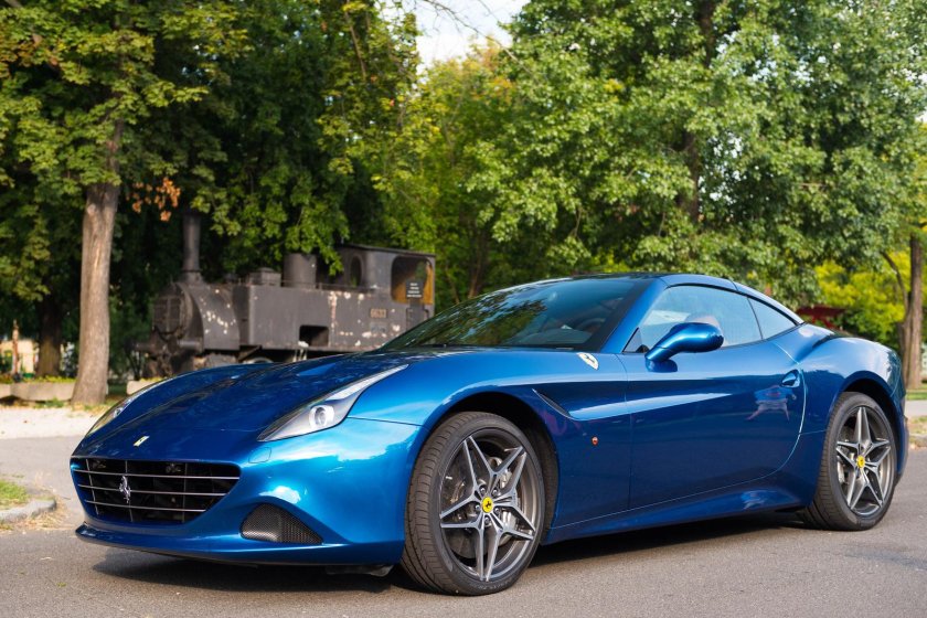 Ferrari California