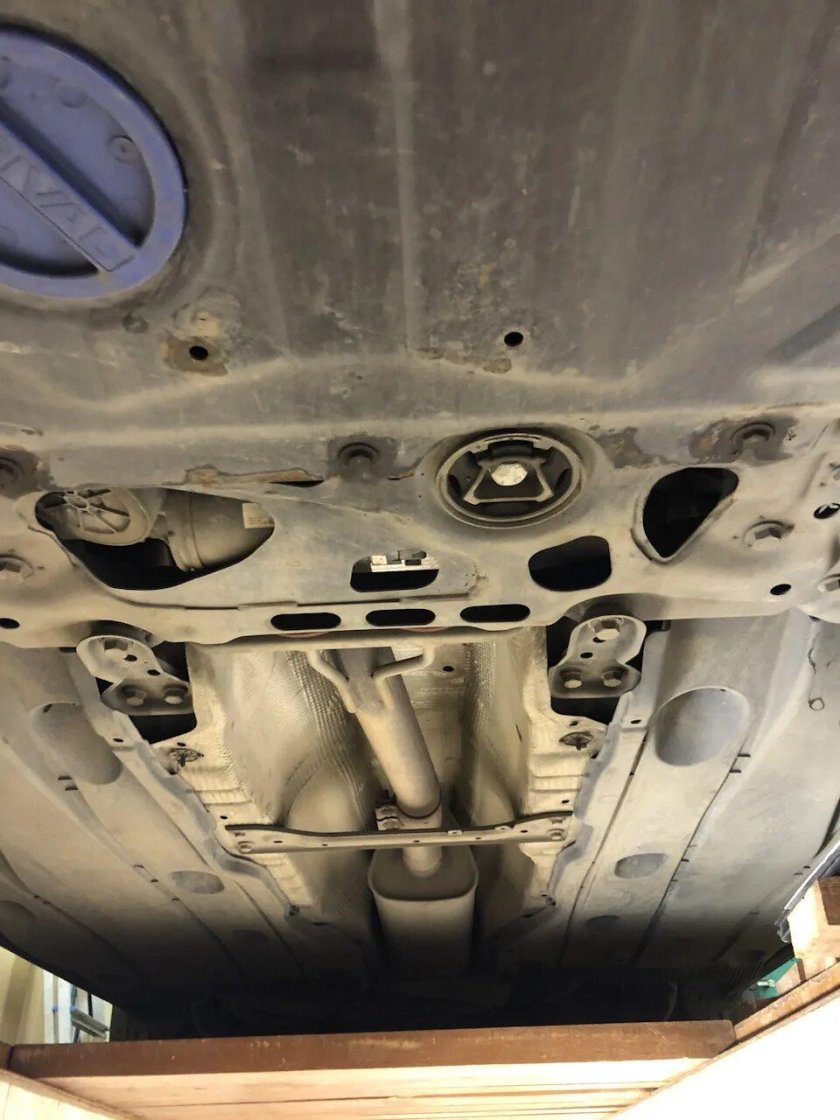 Skoda Octavia a5 днище