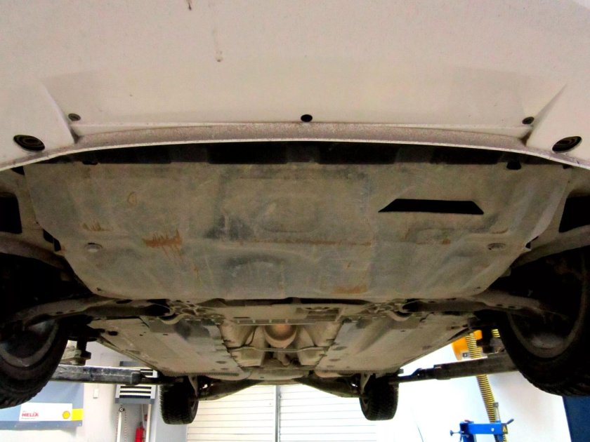 Skoda Octavia a5 днище