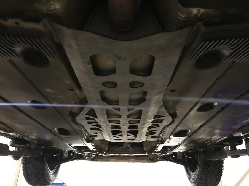 Днище Октавия а7