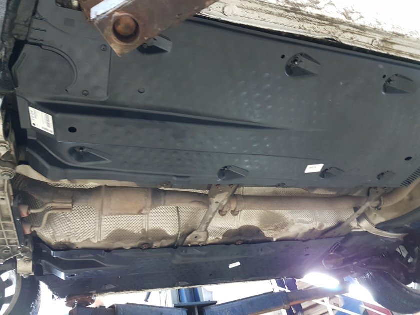 Днище Шкода Октавия а5