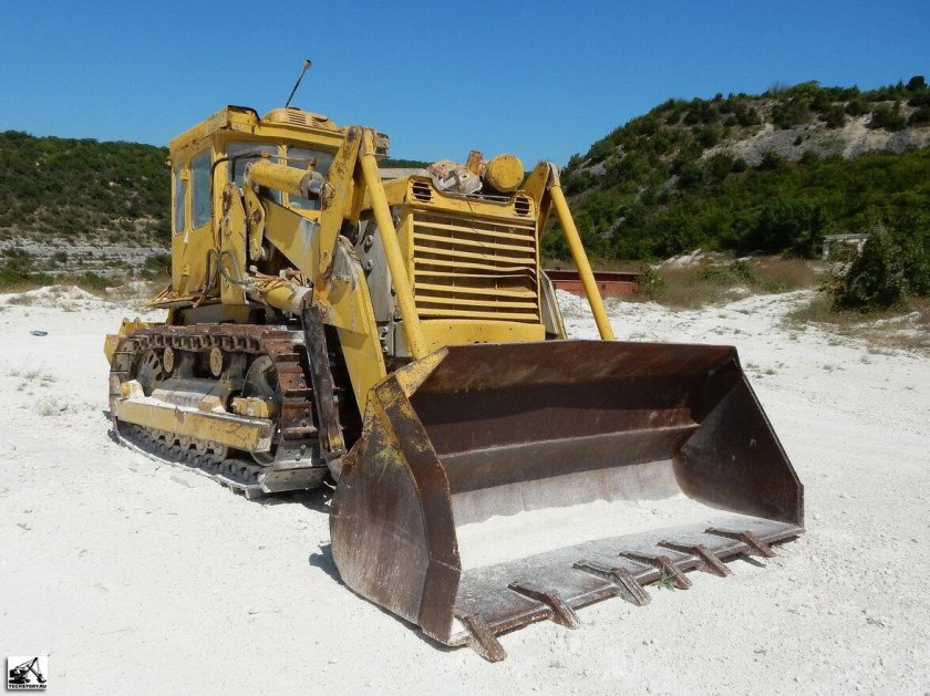 Т130 бульдозер ковш