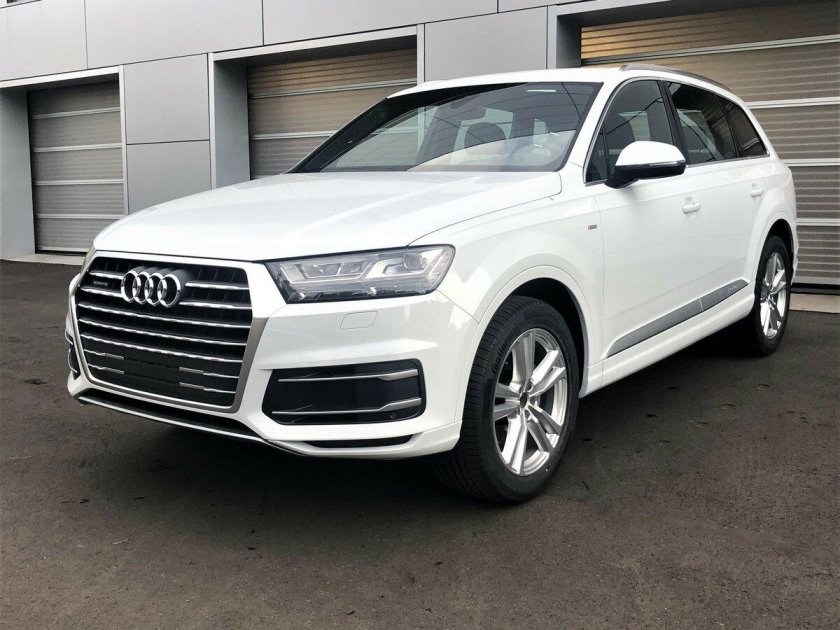 Audi q7 2017 белая