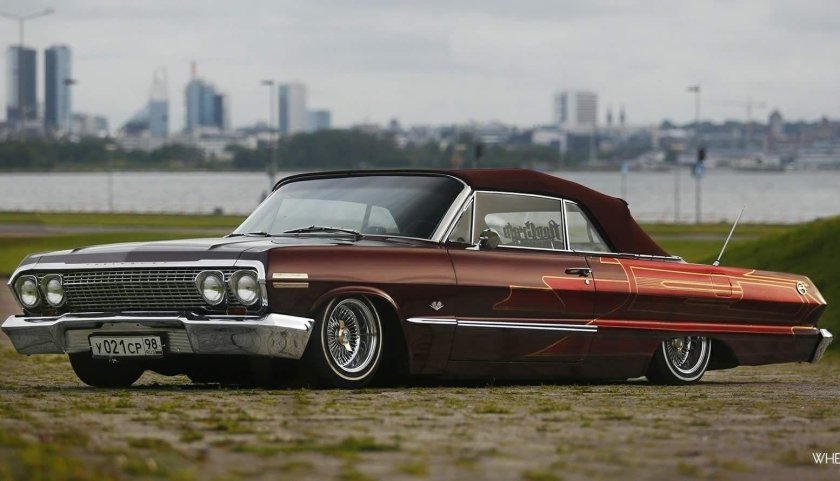 Chevrolet Impala лоурайдер