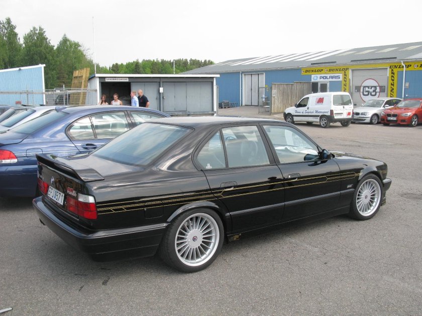 БМВ е34 Alpina b10 Biturbo