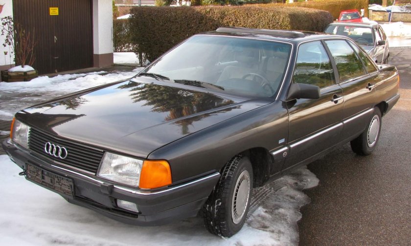 Ауди 100 кватро 1986