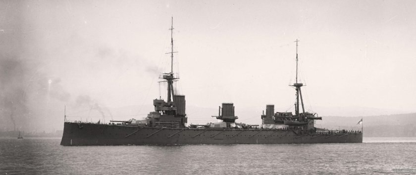 Линейный крейсер Индефатигебл