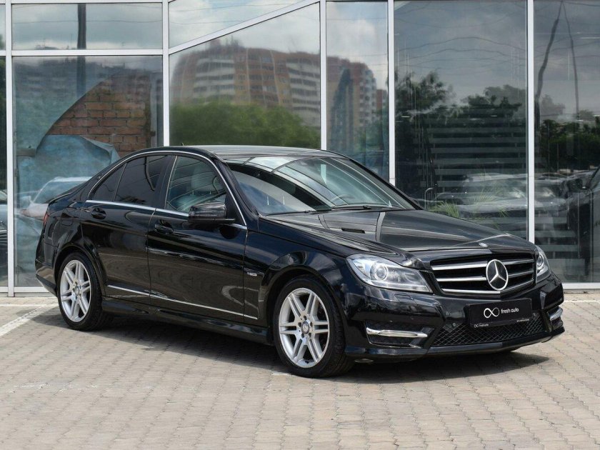 Mercedes benz c class 2012
