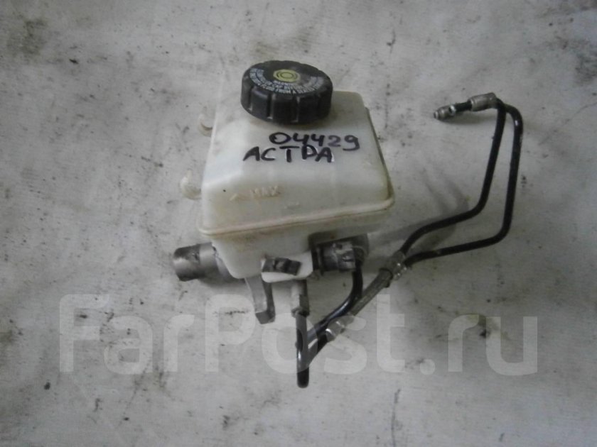 Главный тормозной цилиндр Опель Астра j