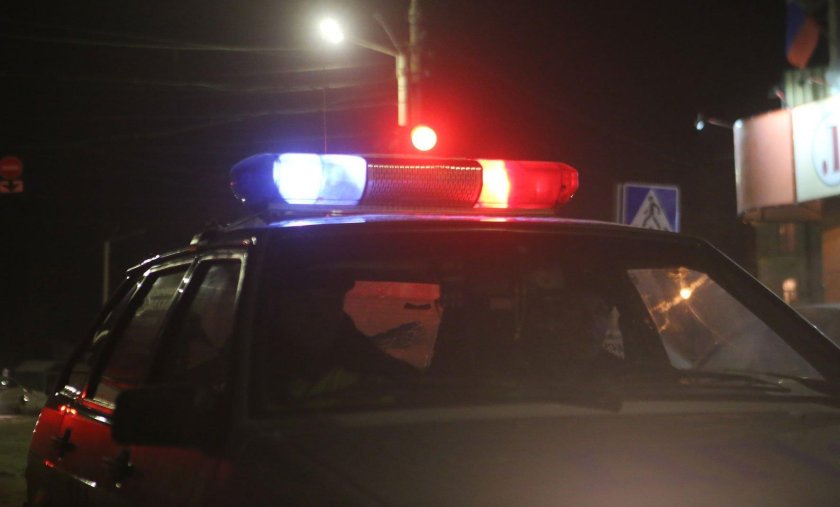 ДПС ночью с мигалками