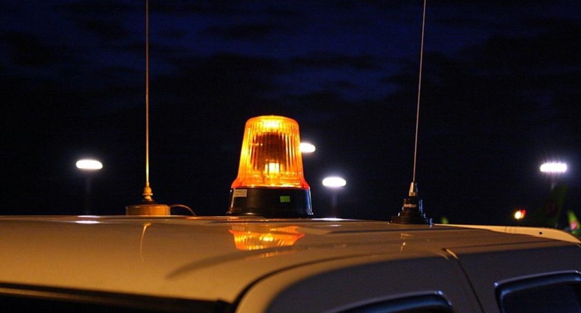 Проблесковый Маяк желтый(мигалка)