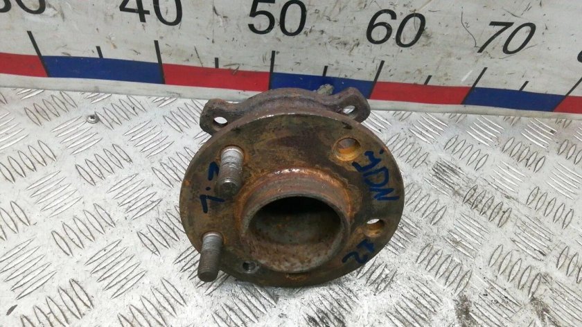 Задняя ступица Мондео 3