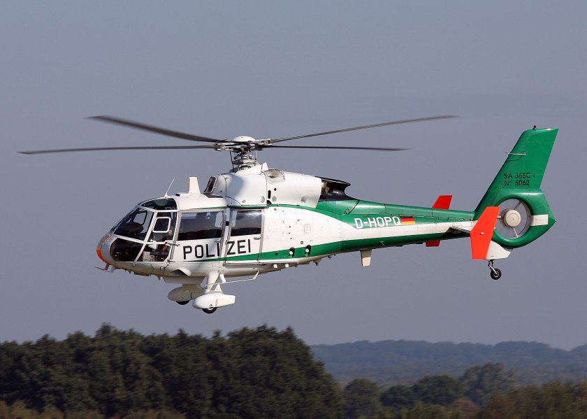 Вертолет Dauphin sa-365