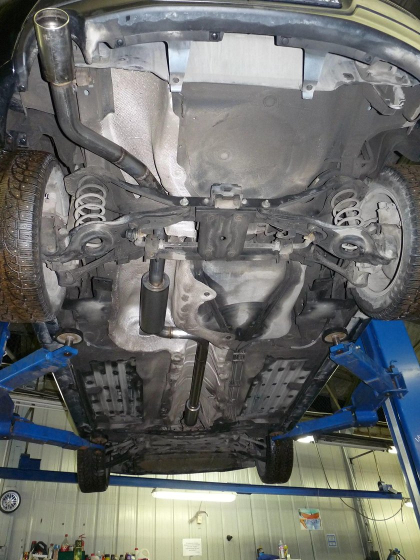 Днище Mazda 3 BK