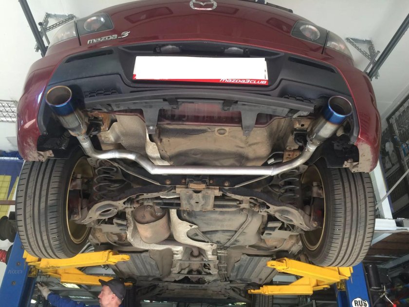 Выхлоп мазда 3 бк