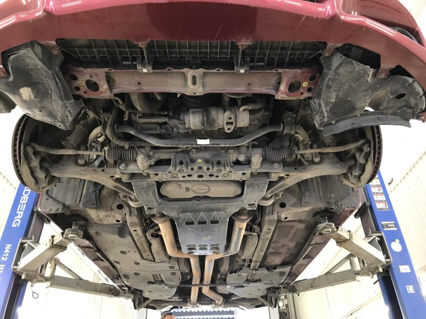 Днище Лексус rx300