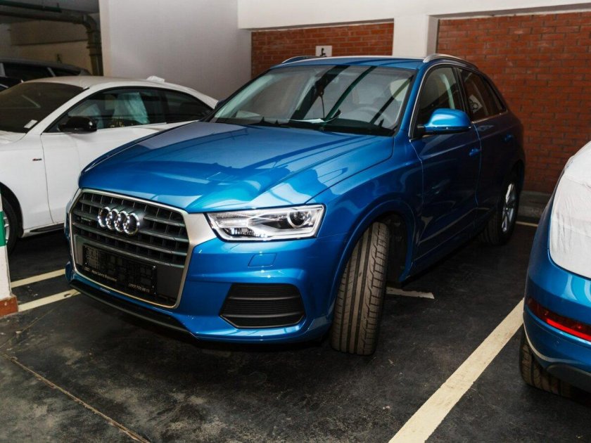 Ауди q3 Blue
