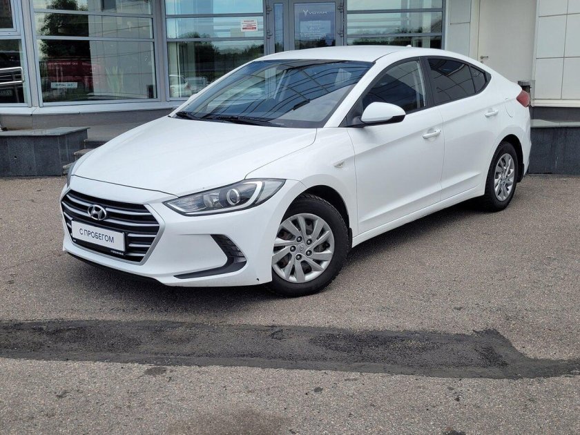 Хендай элантра 2018 белая