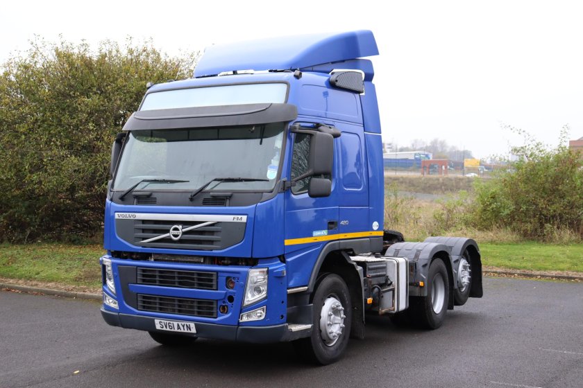 Седельный тягач вольво