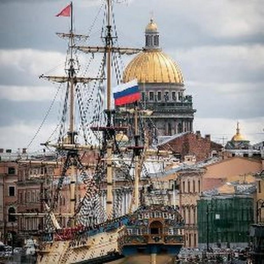 Линейный корабль Полтава в Санкт-Петербурге