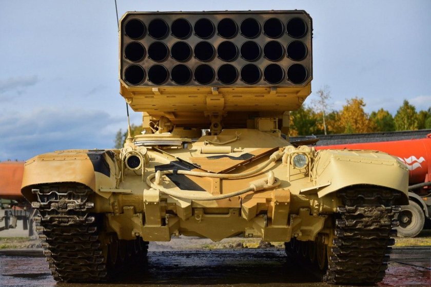 РСЗО ТОС-1 "Буратино"