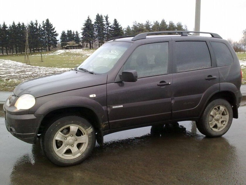 Chevrolet Niva 2011
