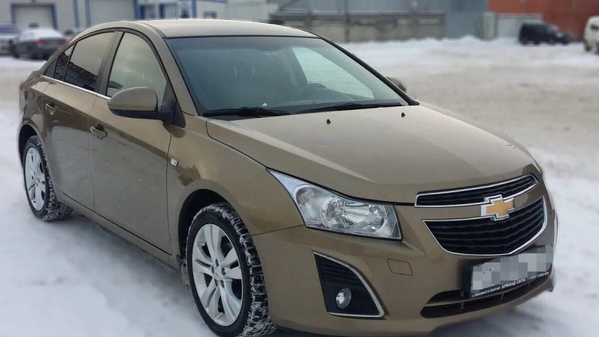 Шевроле Круз золотистый