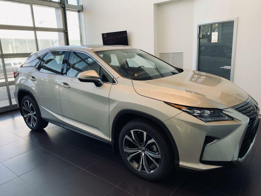 Лексус бежевый металлик RX 300