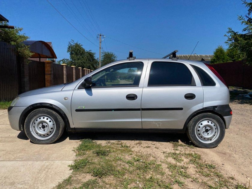 Опель корса 2002