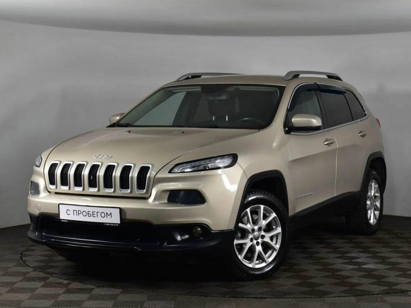 Бежевый джип