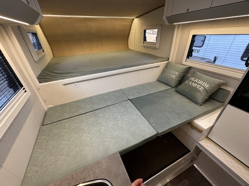 Жилой модуль для пикапа