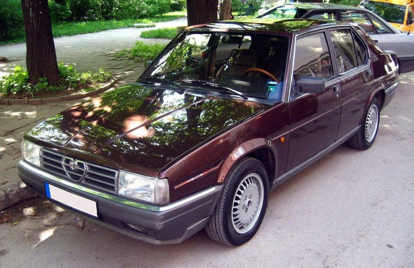 Alfa Romeo 90