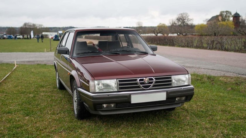 Alfa Romeo 90