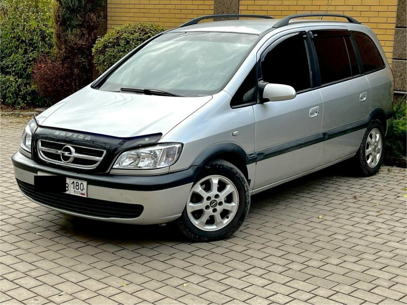 Opel zafira 2003