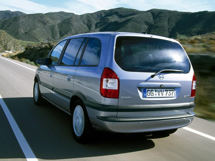 Opel Zafira 1