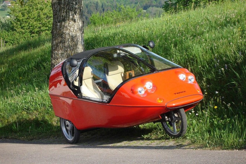 Веломобиль Twike