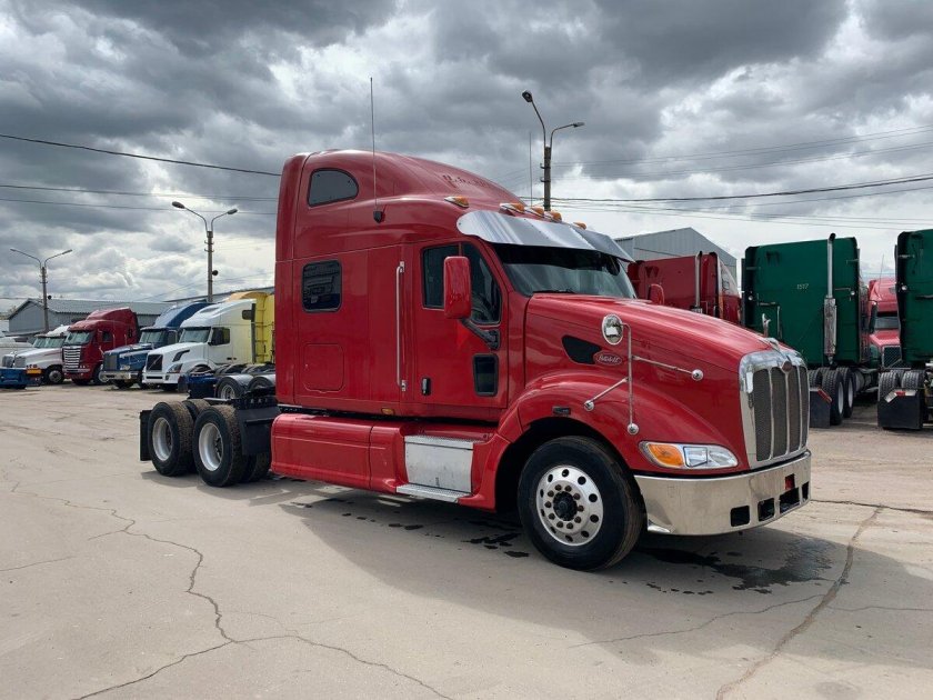 Седельные тягачи Peterbilt 387