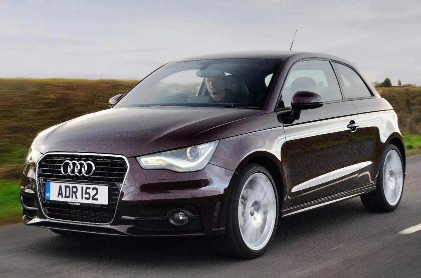 Ауди маленькая а1