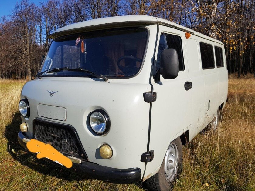 Купить УАЗ буханку 2012 года