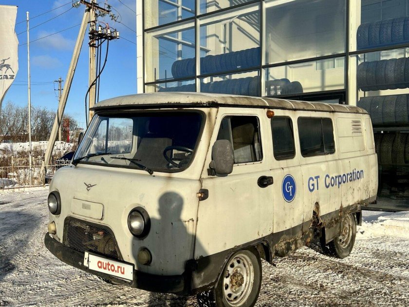 Автомобиль УАЗ батр