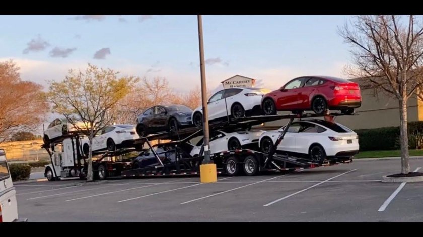 Автовоз Tesla