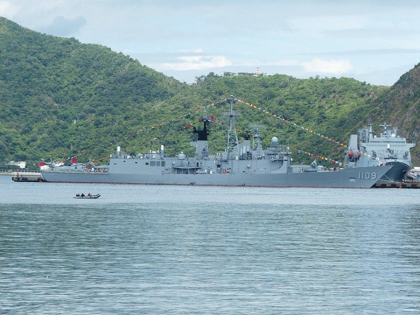 Японский эсминец Акидзуки