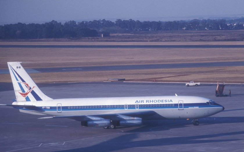 Самолет Боинг 720