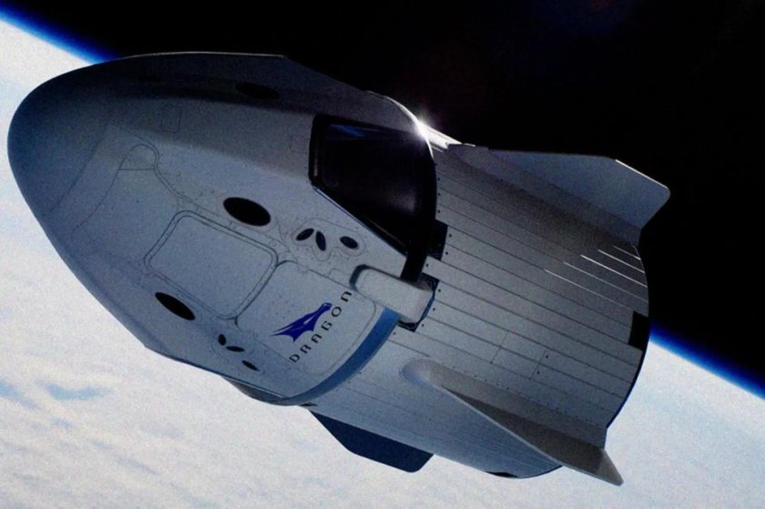 Crew Dragon космический корабль
