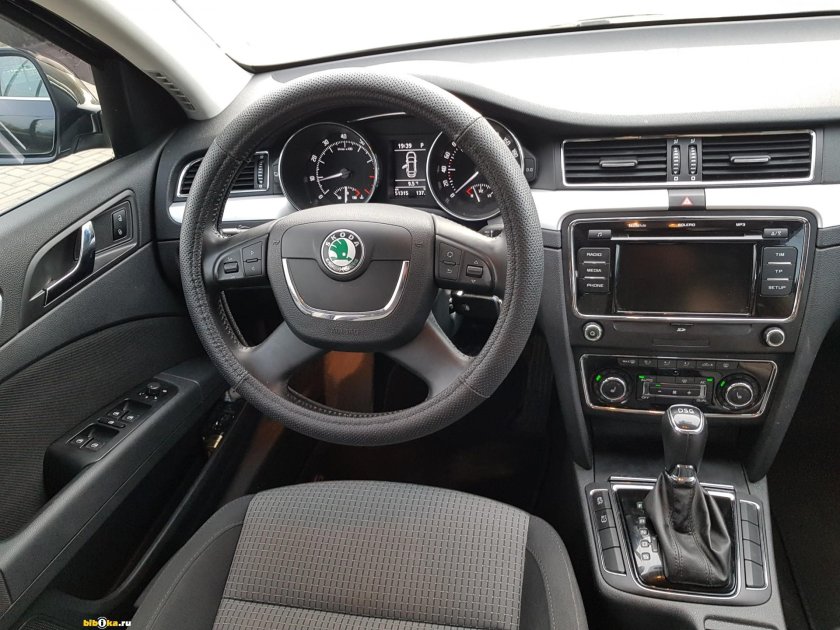 Шкода Суперб TSI