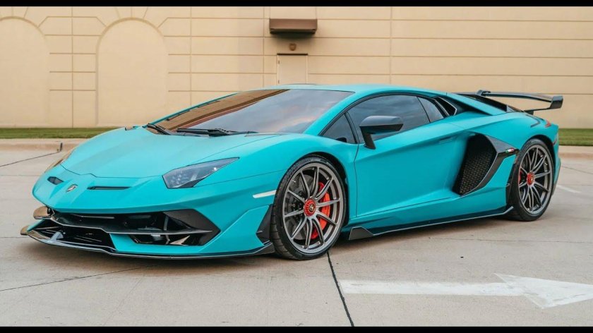 Ламборгини авентадор 2022