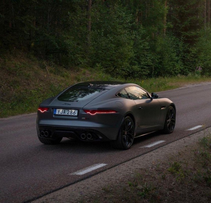 Ягуар спорткар