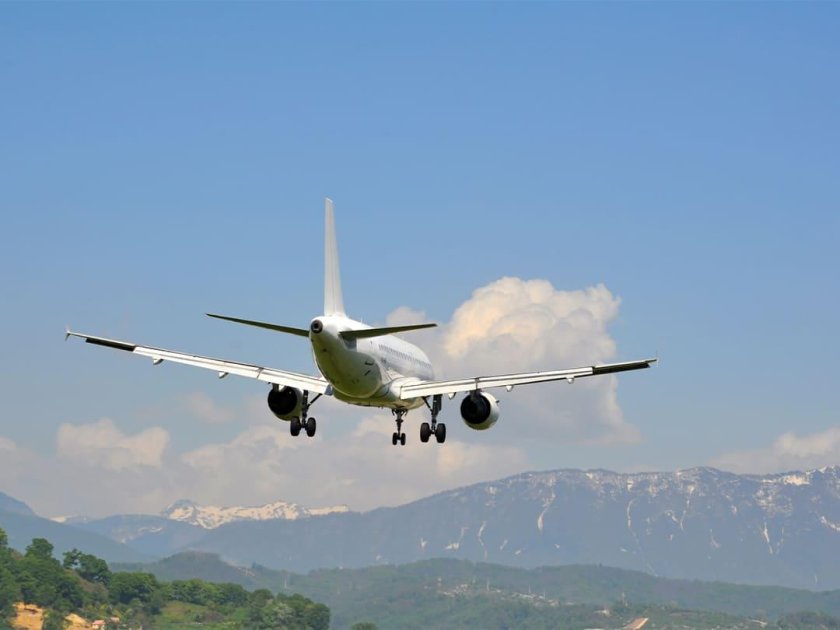 В аэропорту Анапы летают военные самолеты
