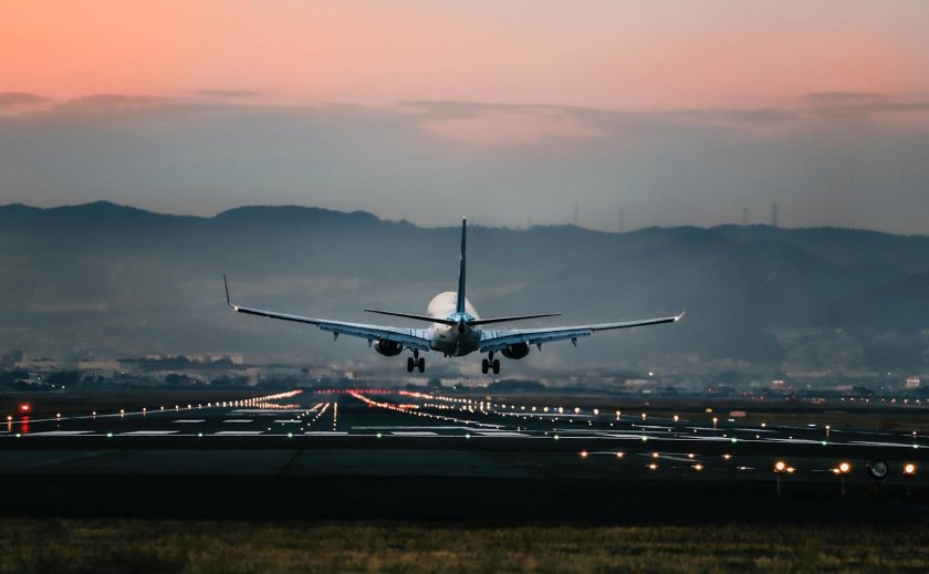 Перрон аэродрома