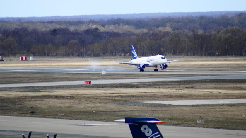 Самолёт Южно-Сахалинск
